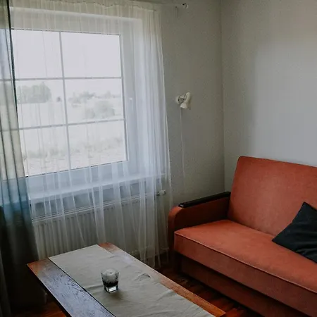 Feriehus Viesu Nams Laucini Lāde
